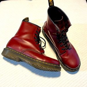 Dr. Martens 🍒 Cherry Red 1460 Classic Combat Boots Smooth Leather Lug Sole Docs
